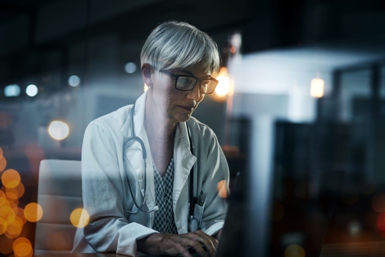 Que vaut ChatGPT dans le secteur de la santé ?